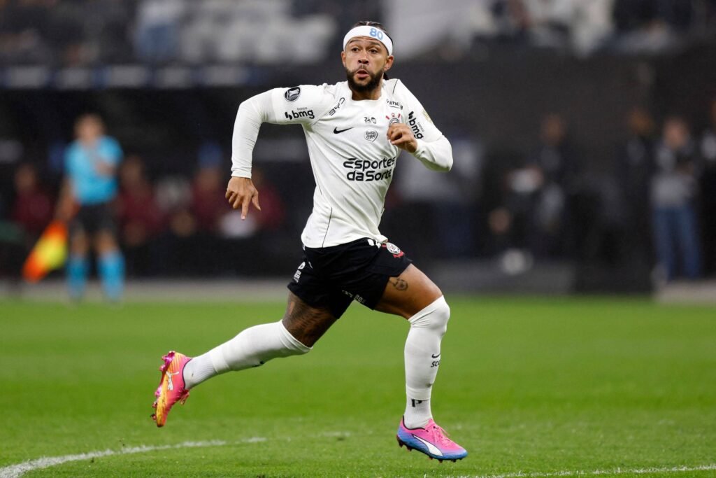 Corinthians anuncia saída de Memphis Depay – 11/08/2026 – Esporte