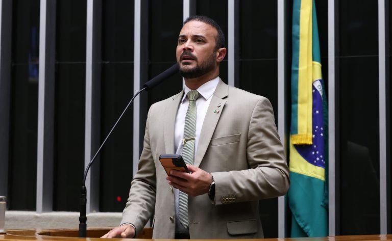 Comissão aprova prisão especial para vigilantes e gestores de segurança privada