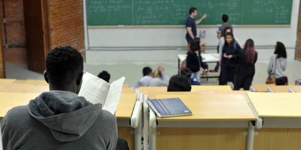 Renegociação do Fies pelo Desenrola vai até 31 de agosto