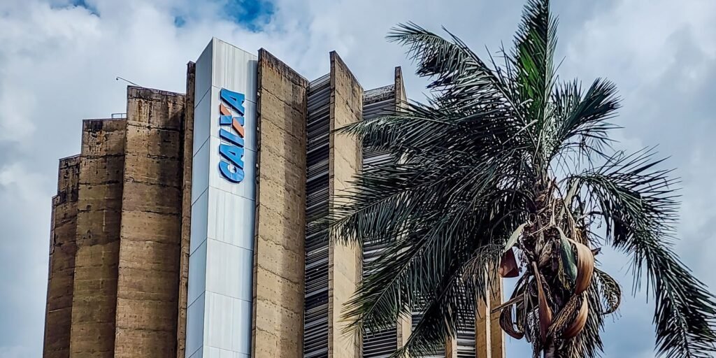 CEF tem lucro de R$ 3,9 bilhões impulsionado por crédito habitacional