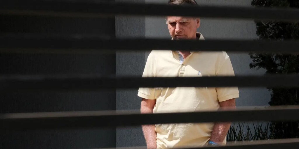 Moraes mantém suspensão de visitas a Bolsonaro no Dia dos Pais