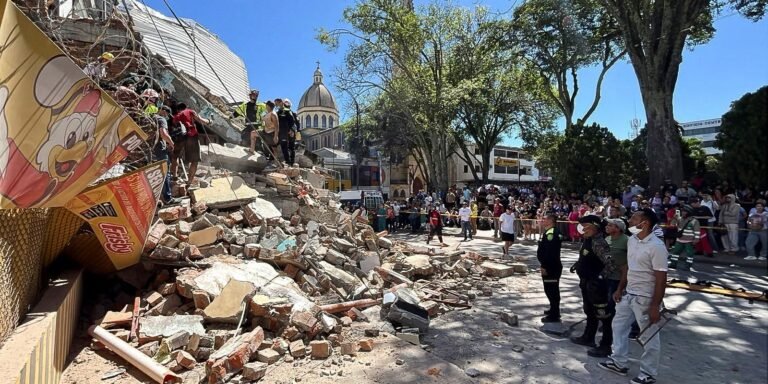 Terremoto de magnitude 7,4 deixa ao menos 20 mortos na Colômbia