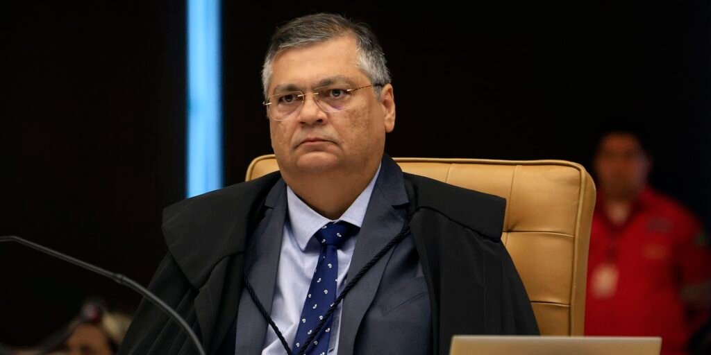 PF poderá acessar investigação sobre produtora do filme Dark Horse