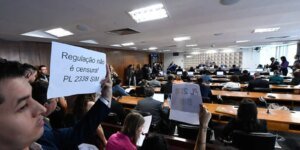 No Congresso, especialistas discutem embate entre jornalismo e IA