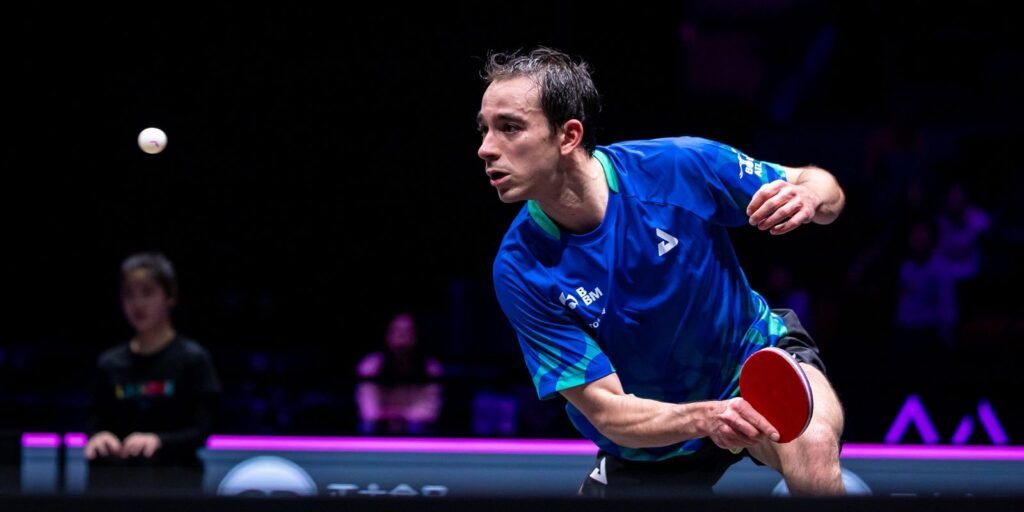 Calderano supera anfitrião na estreia do Europe Smash na Suécia