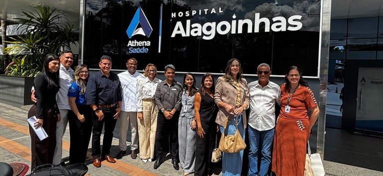 Equipe do Ministério da Saúde visita hospital privado de Alagoinhas (BA) que atende gratuitamente pacientes do SUS — Ministério da Saúde