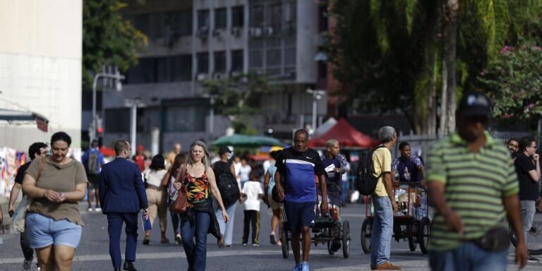 CCJ do Senado deve analisar PEC da Escala 6×1 na próxima quarta-feira
