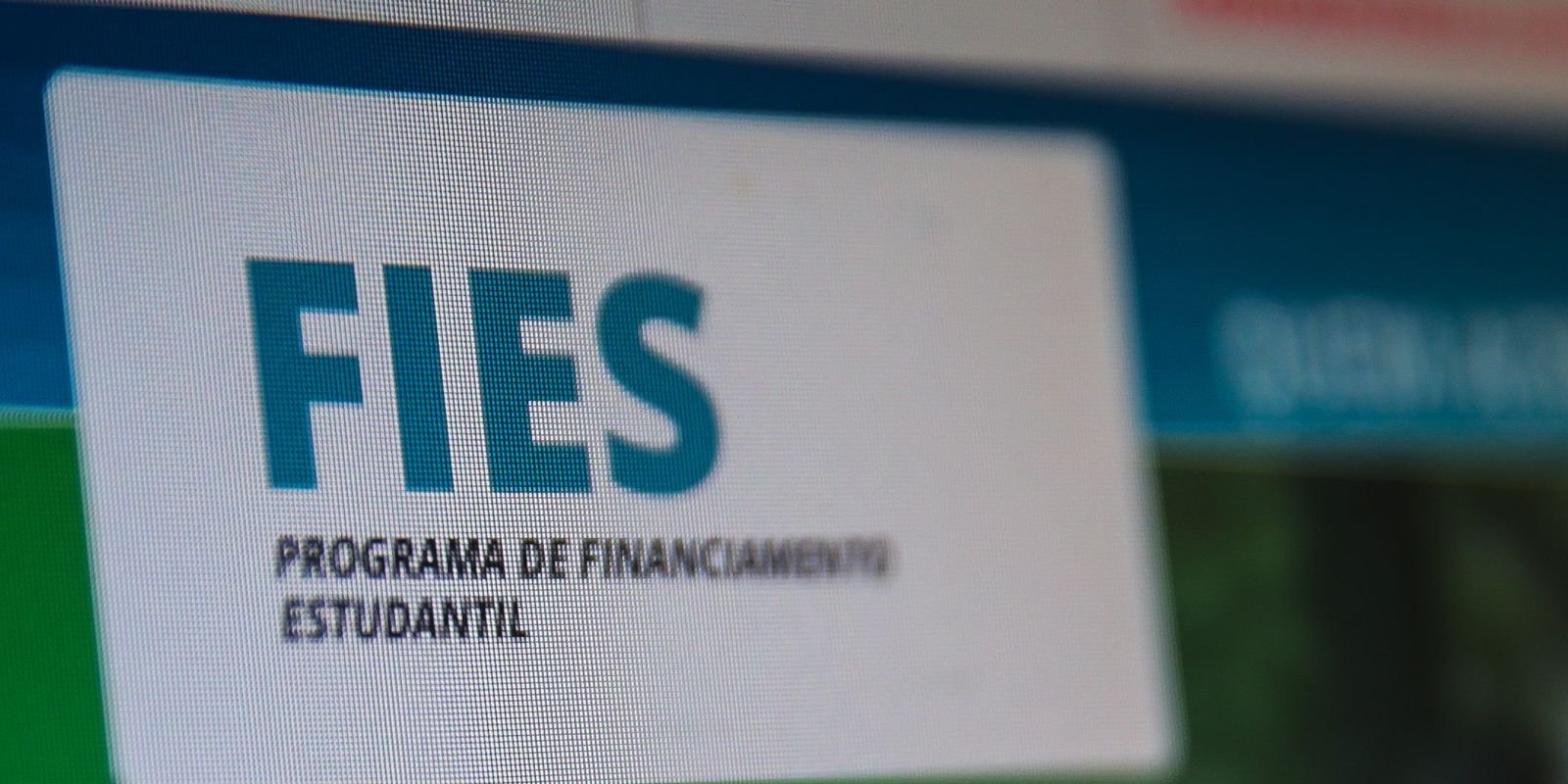 MEC inicia a convocação dos estudantes da lista de espera do Fies
