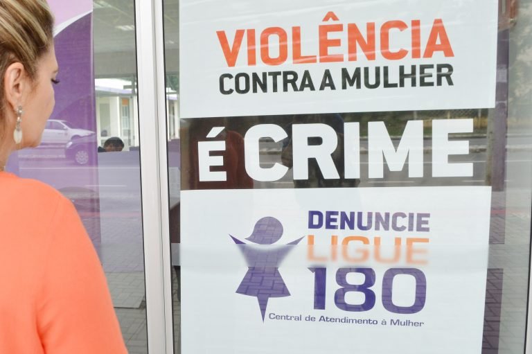 Direito e Justiça - Geral - Violência contra a mulher - violência doméstica - ligue 180 - maria da penha