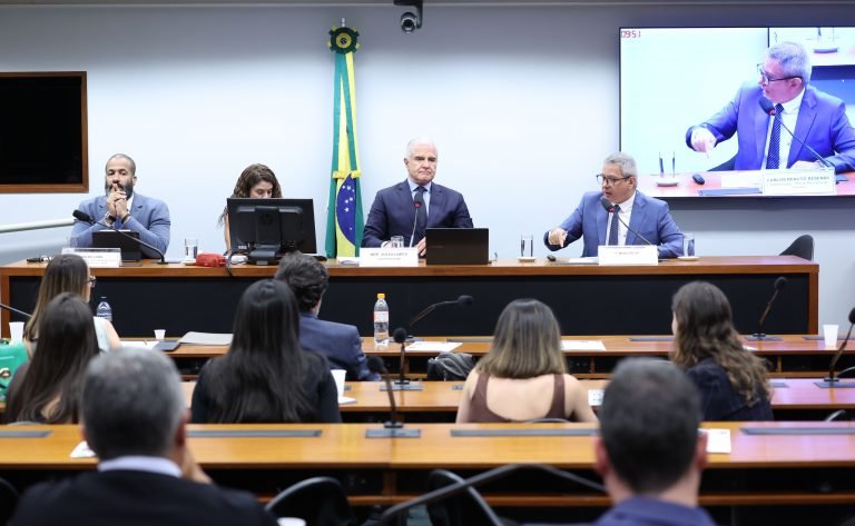 Audiência Pública - Impactos da pirataria no mercado de apostas online.