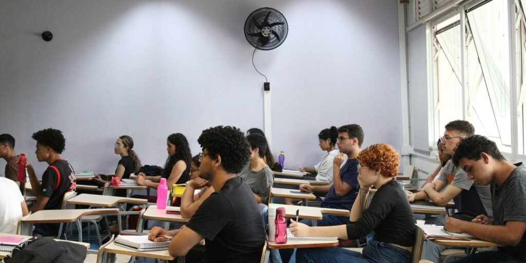 Fies: prazo para selecionados completarem informações termina amanhã