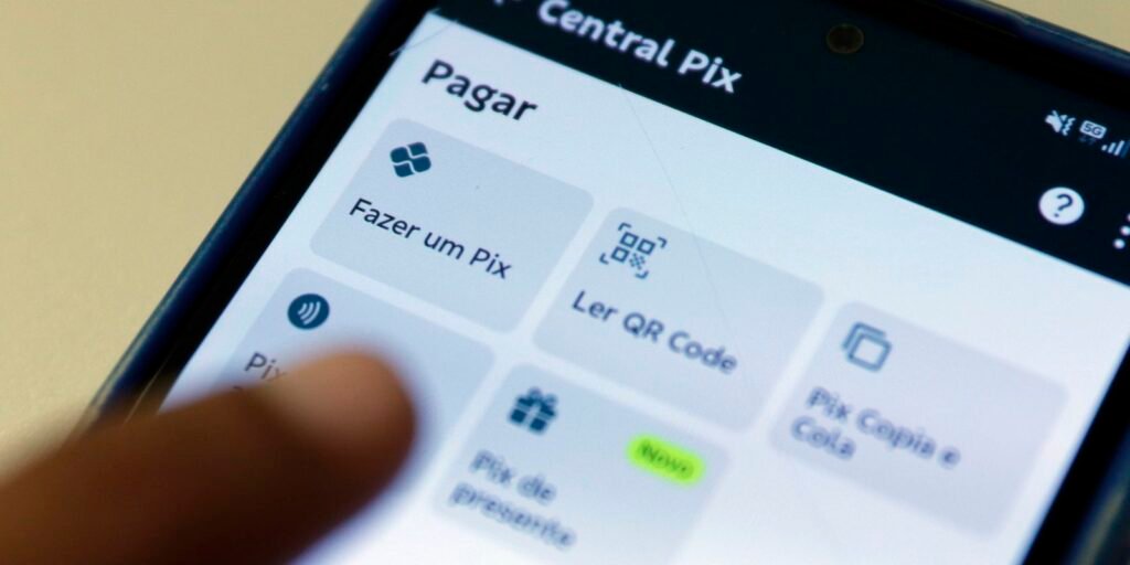 Pix registrou instabilidade neste domingo