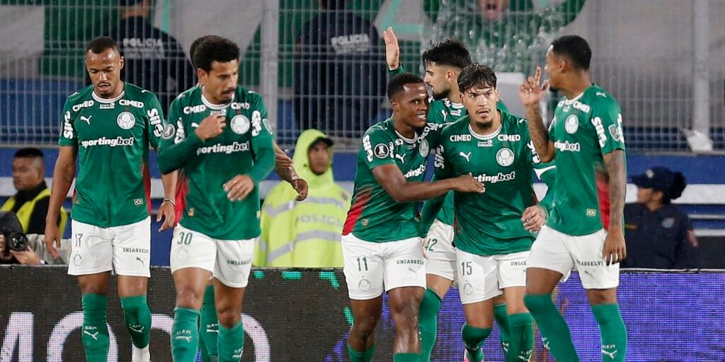 Palmeiras vence Cerro Porteño fora e vai às quartas da Libertadores