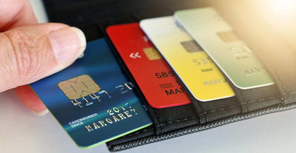 STJ decide que incide ISS sobre smart cards fornecidos a bancos