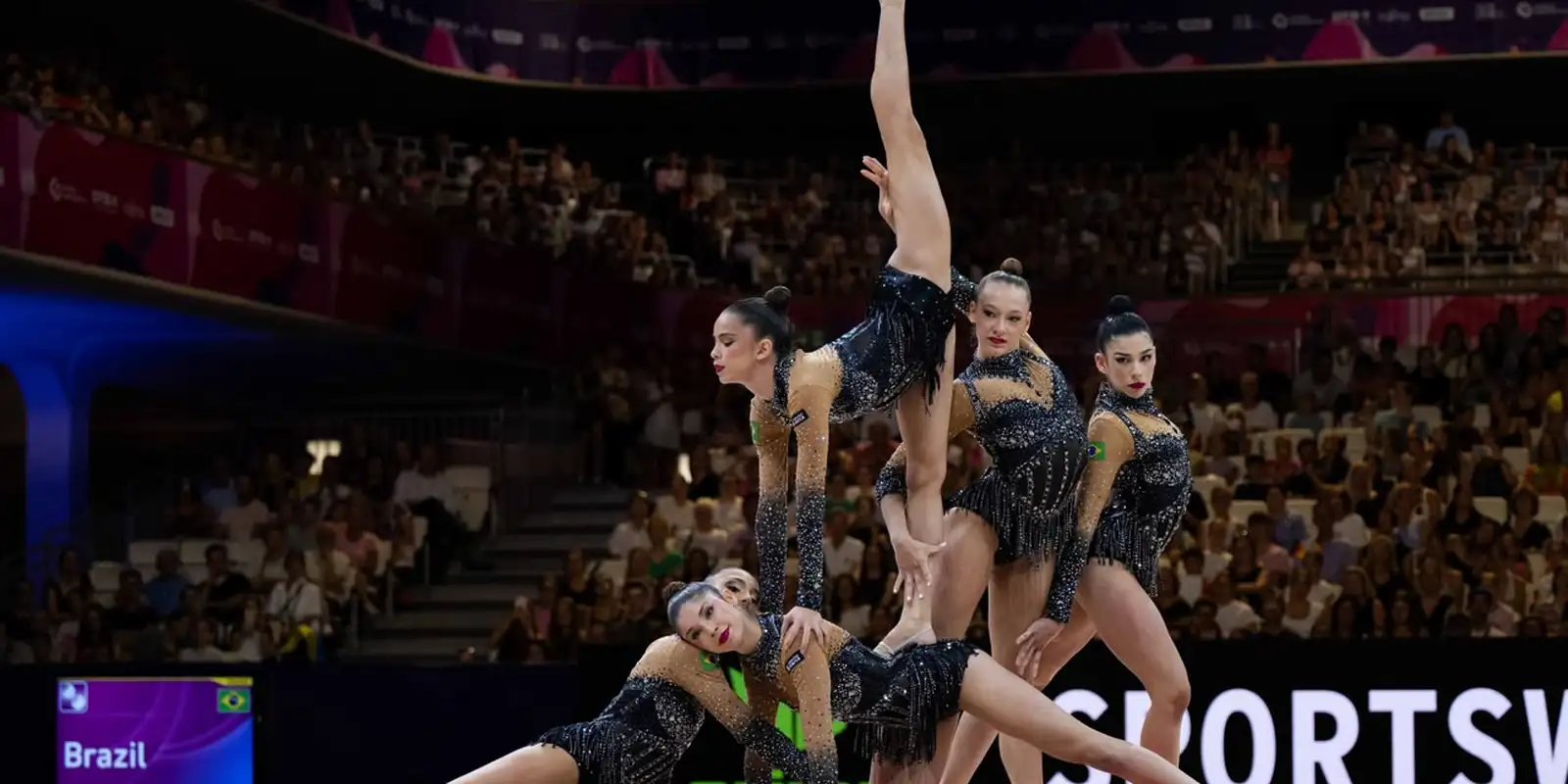 Brasil conquista dois títulos inéditos em ginástica rítmica