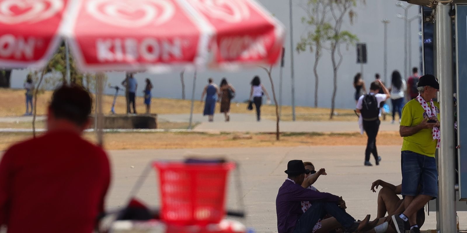 Inmet emite aviso vermelho para onda de calor em seis estados