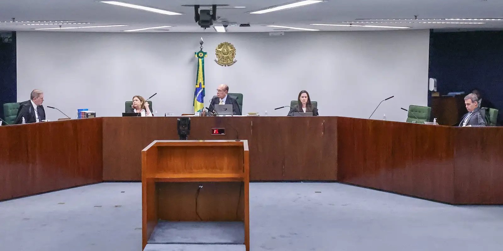 Segunda Turma do STF forma maioria para manter diretor da PF afastado