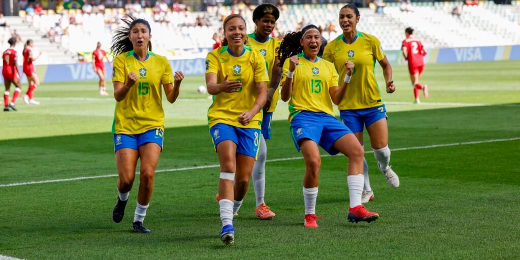 Seleção feminina derrota Canadá e avança às oitavas do Mundial Sub-20