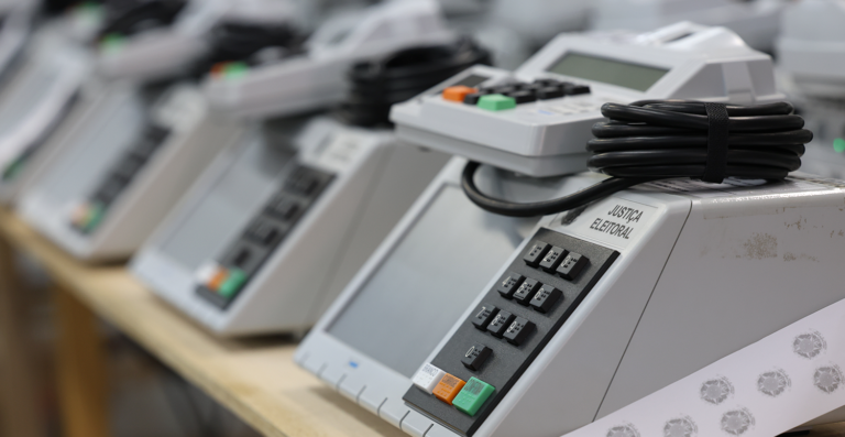 CFC orienta contadores sobre prestação de contas parcial das Eleições 2026
