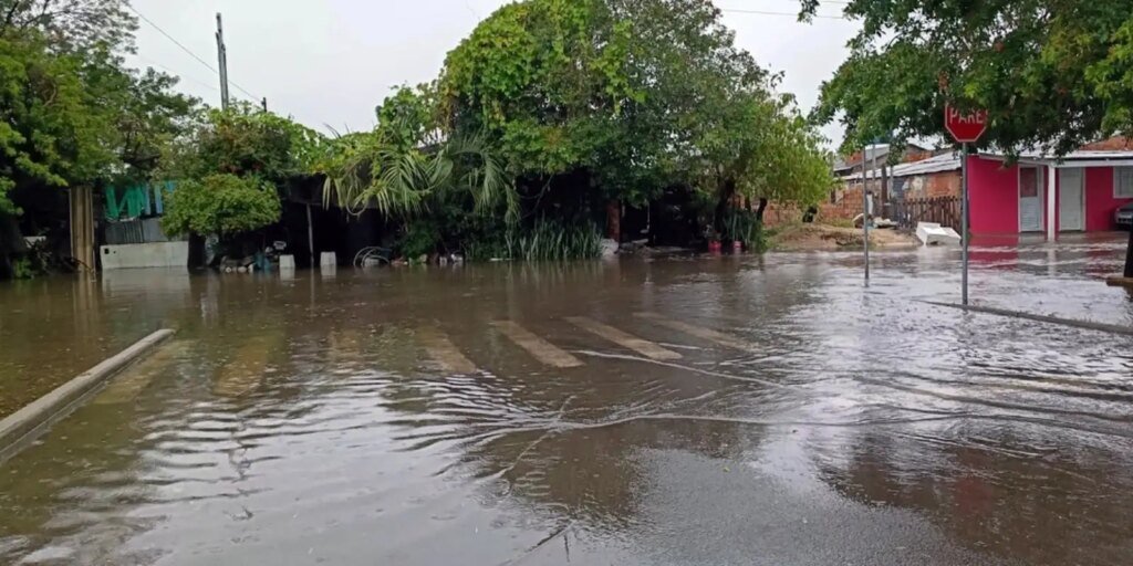 Ciclone extra-tropical traz tempestades e granizo ao Sul e Sudeste