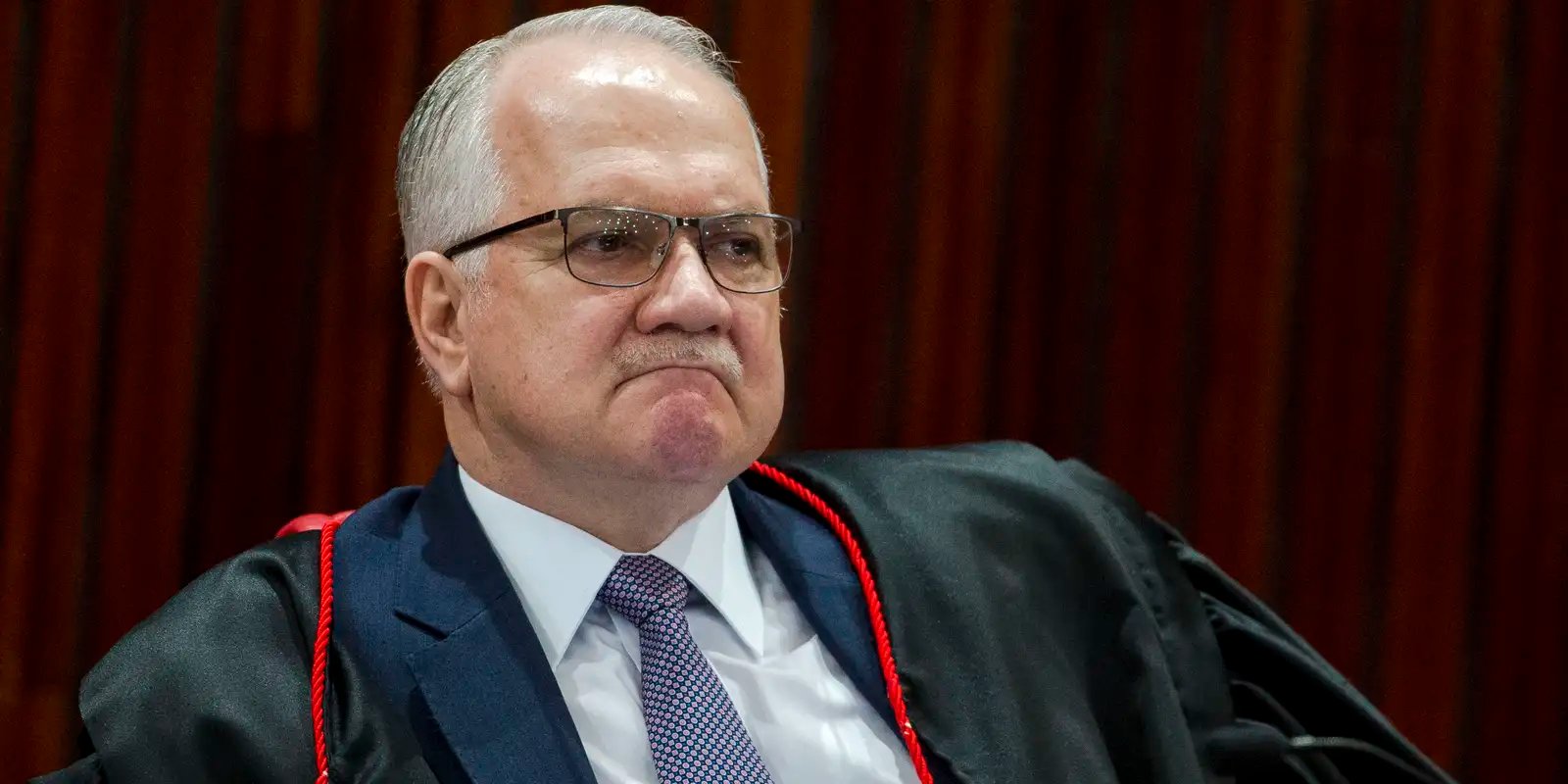 Fachin vira relator de investigação sobre relação de Moraes e Vorcaro