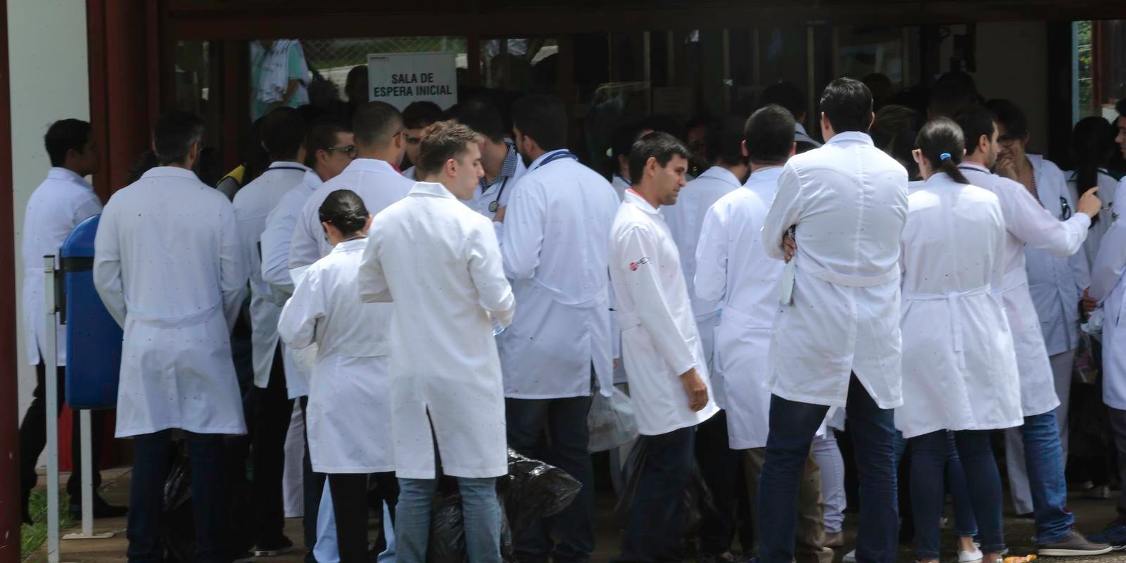 Inep divulga gabaritos da prova de revalidação de diplomas de medicina