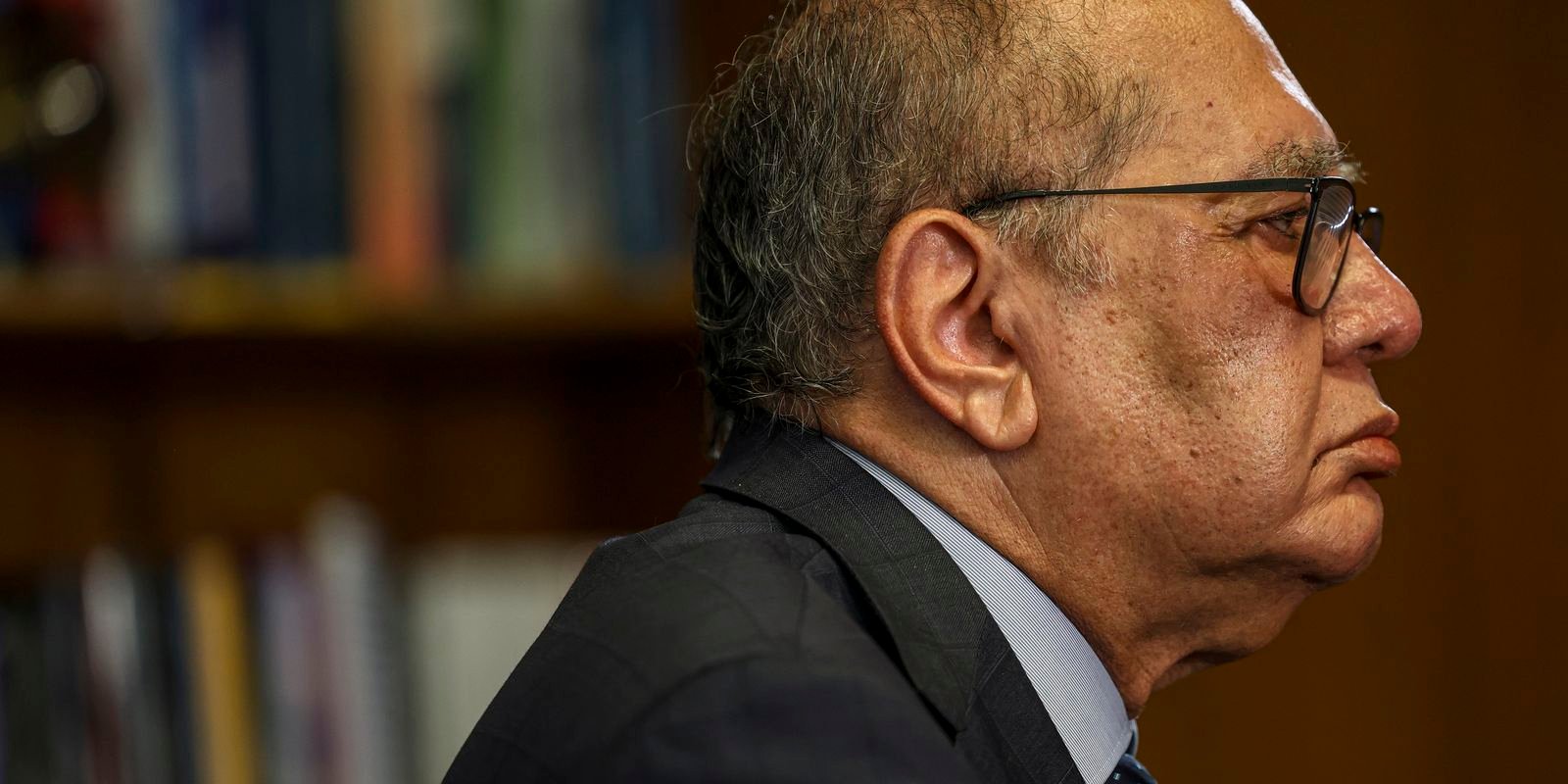 Gilmar Mendes quer proibir policiais assessorando ministros do STF