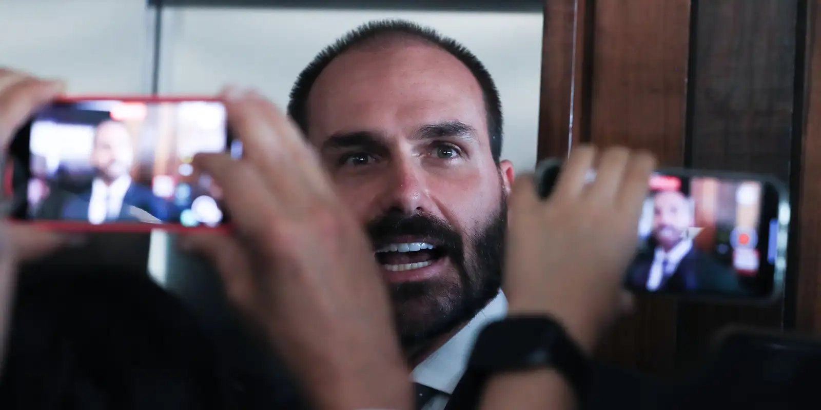 Primeira Turma do Supremo mantém condenação de Eduardo Bolsonaro