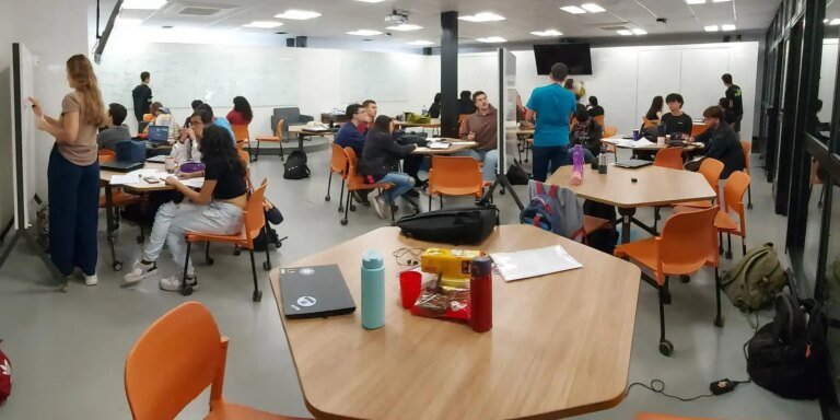 RJ: começa hoje evento que ajuda jovens a escolher futuro profissional