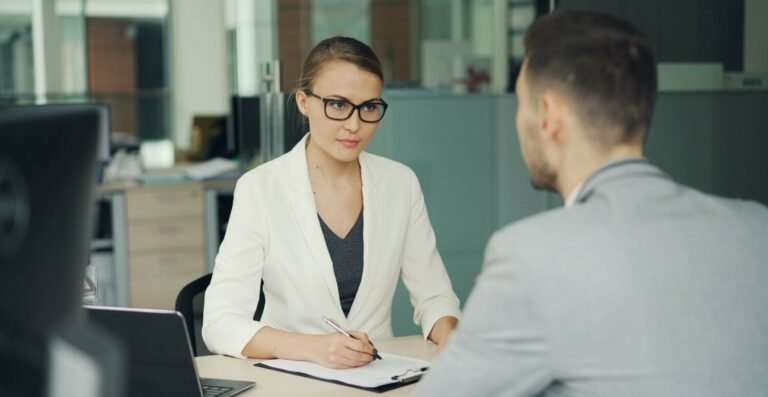 quem responde pela IA no RH é a empresa