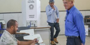 Cinco estados e o Distrito Federal elegem governadores