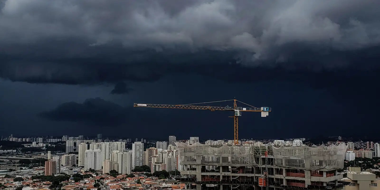 Semana começa com previsão de temporais em grande parte do Brasil