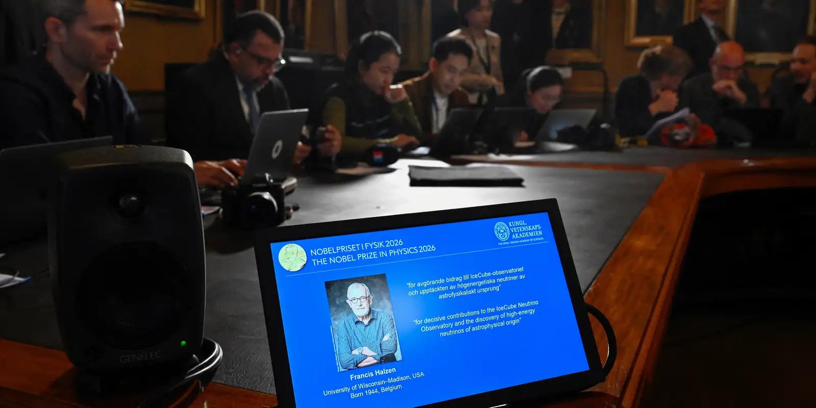 Nobel de Física 2026 premia cientista belga Francis Halzen
