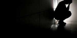 Afastamentos por saúde mental ultrapassam 546 mil em 2025
