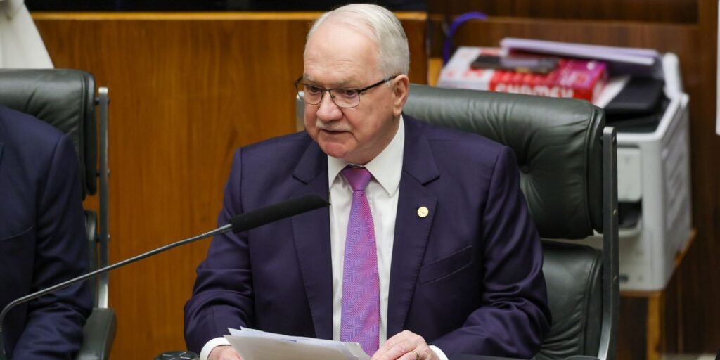 Fachin fala de ameaças à democracia e golpes disfarçados de legalidade