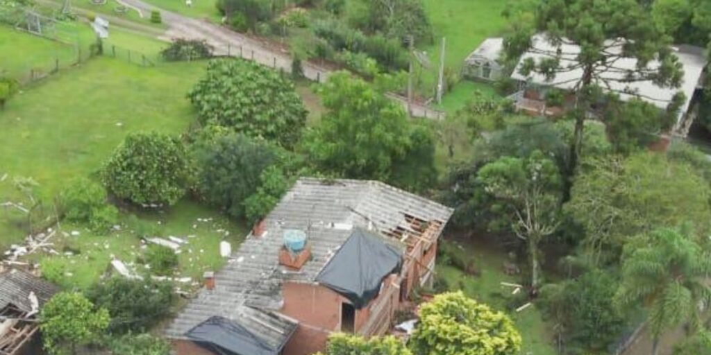 Inmet alerta para perigo de tempestades em Minas e ventos no Sul