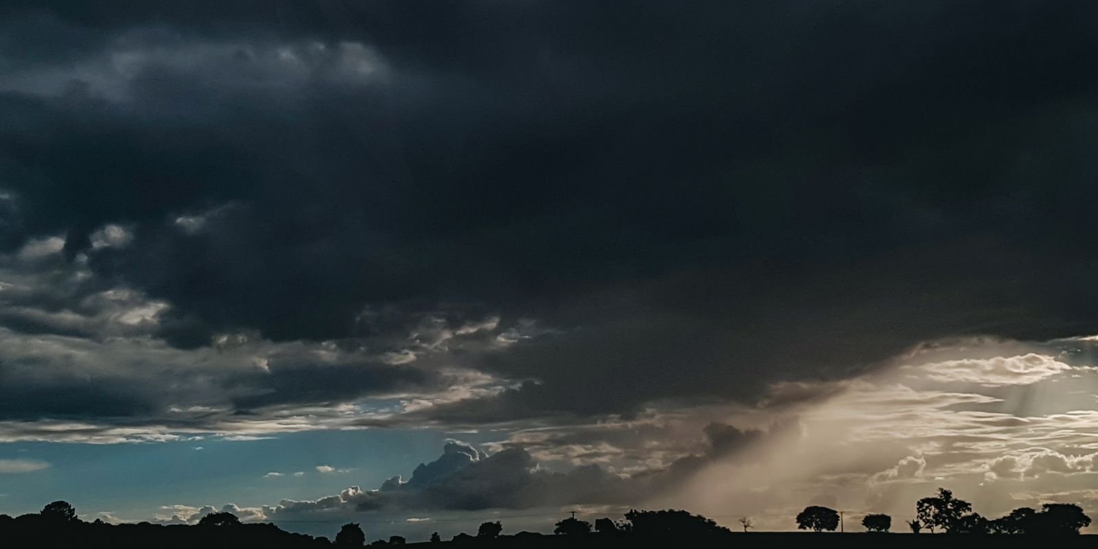 Inmet alerta para tempestades em 18 estados e no DF nesta quinta